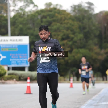 Runner Photo 3852960