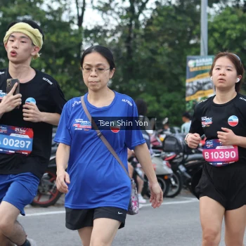 Runner Photo 3853395