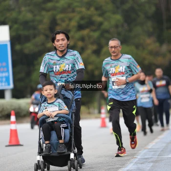 Runner Photo 3853615