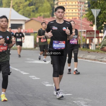 Runner Photo 3853618