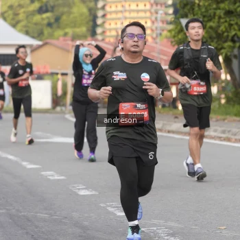 Runner Photo 3853705