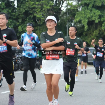 Runner Photo 3853715