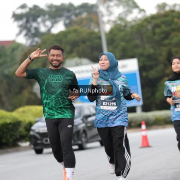 Runner Photo 3853750