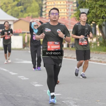 Runner Photo 3853773