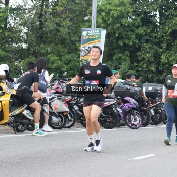 Runner Photo 3853777