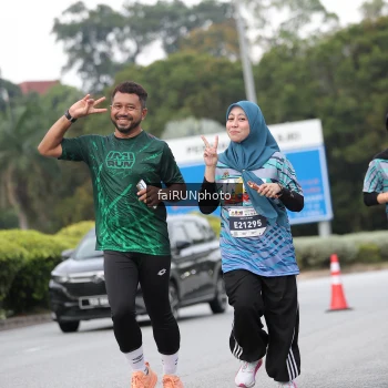 Runner Photo 3853789