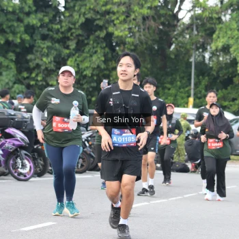 Runner Photo 3853795