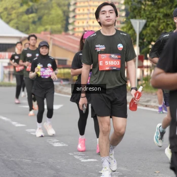 Runner Photo 3854286