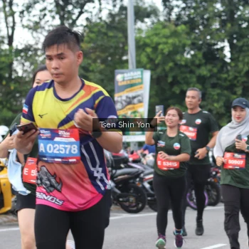 Runner Photo 3854475