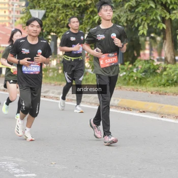 Runner Photo 3854561