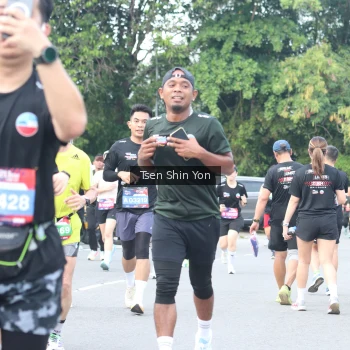Runner Photo 3854651