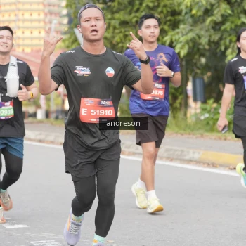 Runner Photo 3854713