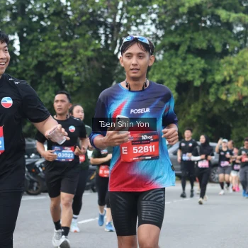 Runner Photo 3854905