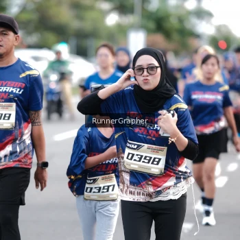 Runner Photo 3855135