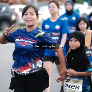 Runner Photo 3855213
