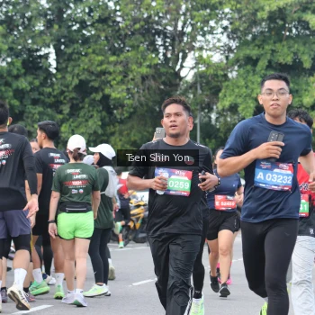Runner Photo 3855354