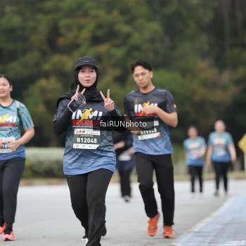 Runner Photo 3855535