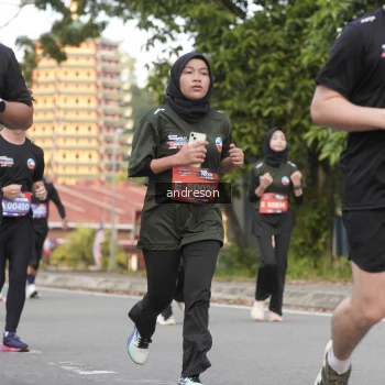 Runner Photo 3855545
