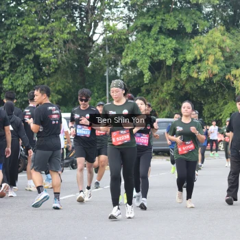 Runner Photo 3855561