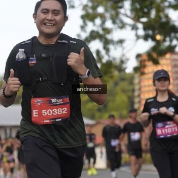 Runner Photo 3855768