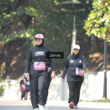 Runner Photo 3855843