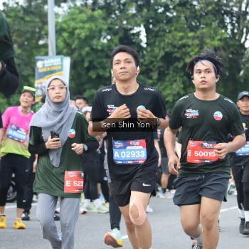 Runner Photo 3855975