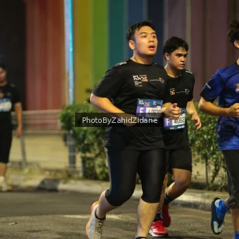 Runner Photo 3855997