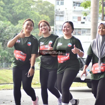 Runner Photo 3856002