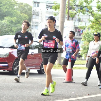 Runner Photo 3856060