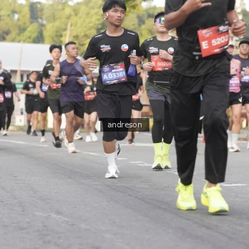 Runner Photo 3856061