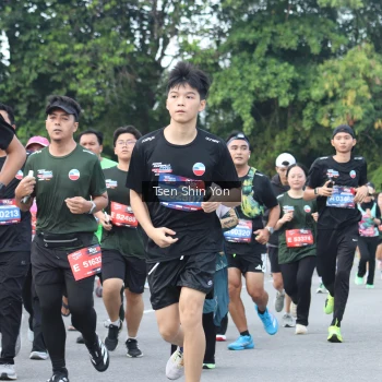 Runner Photo 3856062