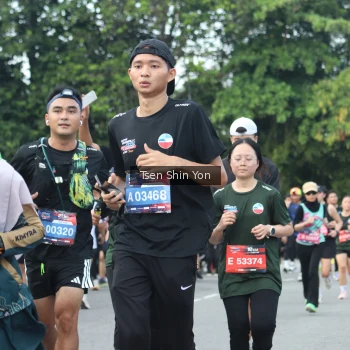 Runner Photo 3856084