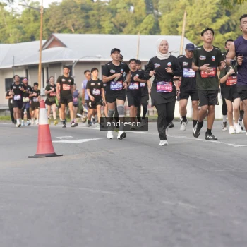 Runner Photo 3856135