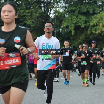Runner Photo 3856168