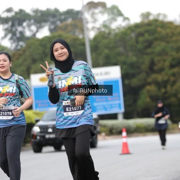Runner Photo 3856246
