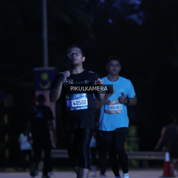 Runner Photo 3856260