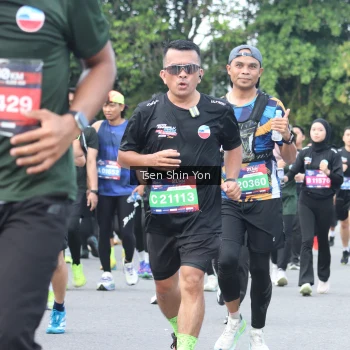Runner Photo 3856275