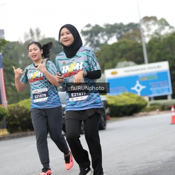 Runner Photo 3856350