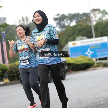 Runner Photo 3856384