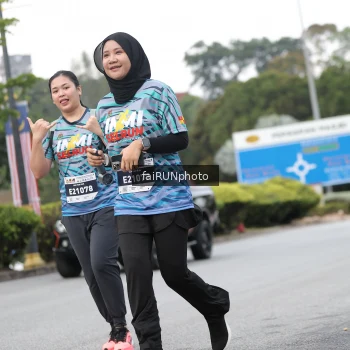 Runner Photo 3856427