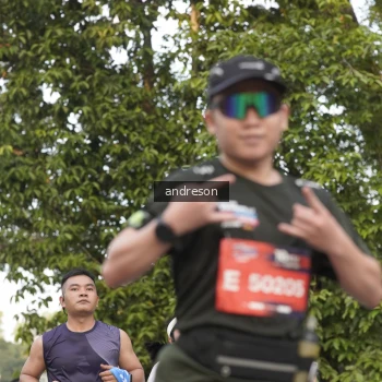 Runner Photo 3856440