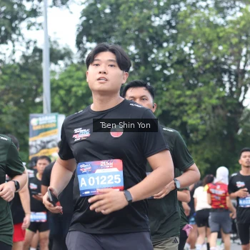Runner Photo 3856460