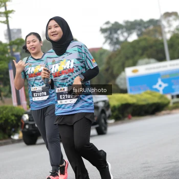 Runner Photo 3856537