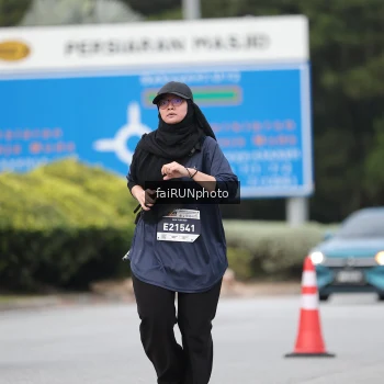 Runner Photo 3856582