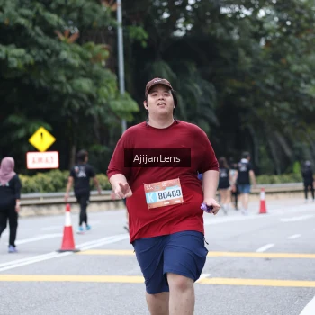 Runner Photo 3856606
