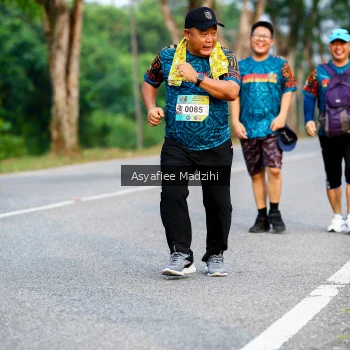 Runner Photo 3856608