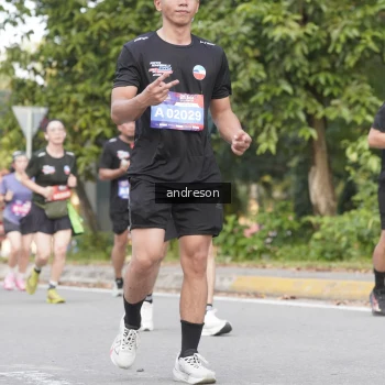 Runner Photo 3856642