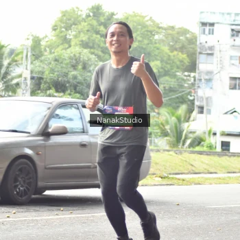Runner Photo 3856659