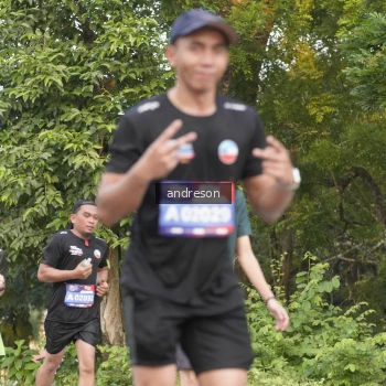 Runner Photo 3856674