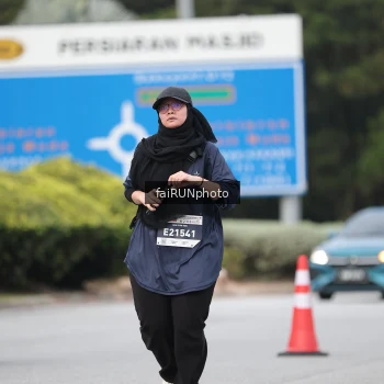 Runner Photo 3856679